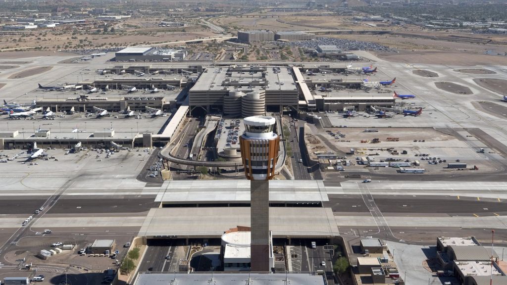 Breeze Airways Phoenix Sky Harbor International Airport - PHX Terminal