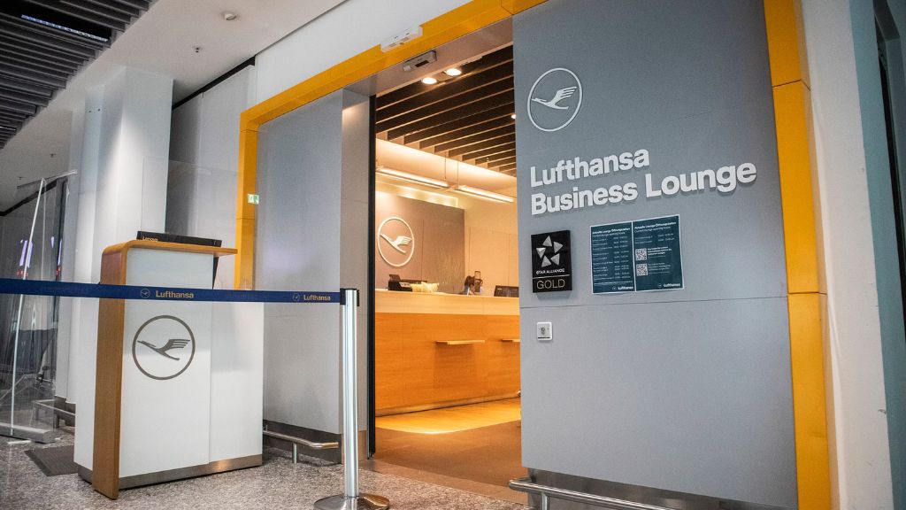 Lufthansa Business Class Lounge