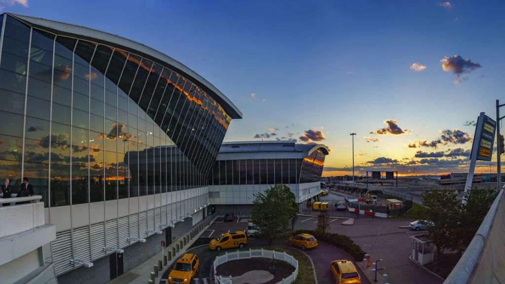 China Eastern Airlines John F Kennedy International Airport - JFK Terminal