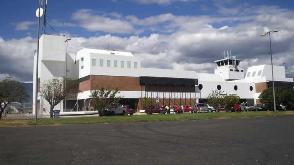 Coronel Felipe Varela Intl. Airport