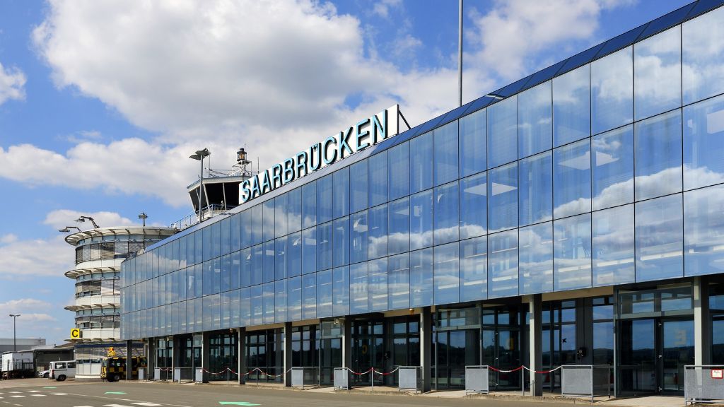 Corendon Airlines Saarbrücken Airport – SCN Terminal