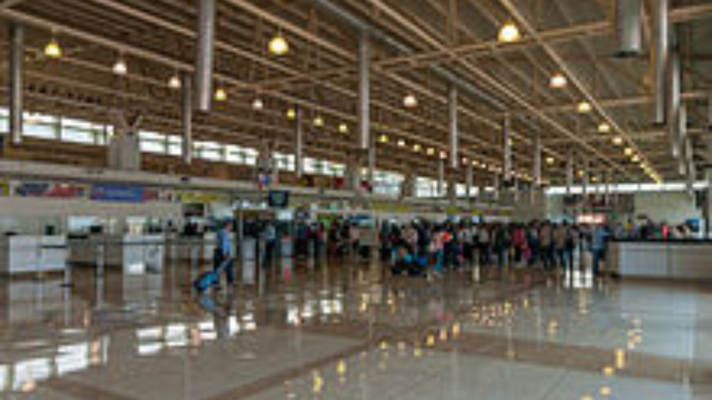 Simón Bolívar International Airport