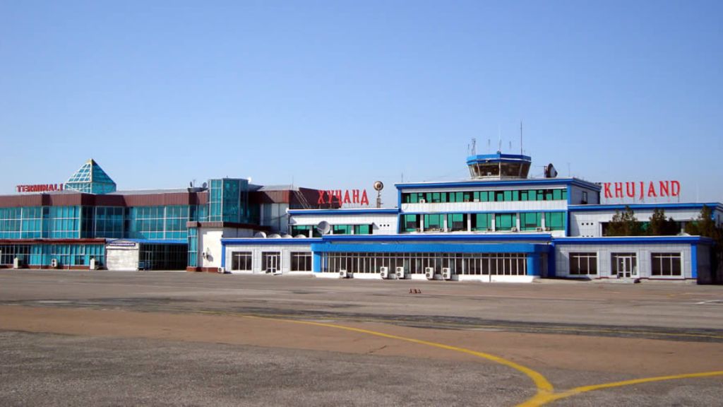 Khibiny Airport