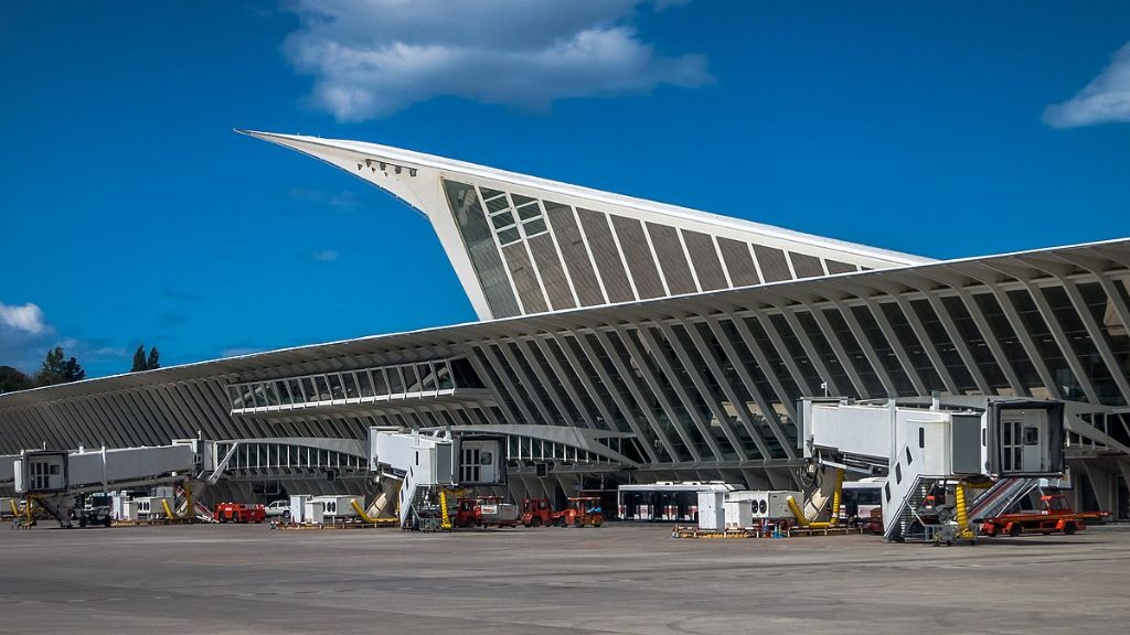 Air Cairo Bilbao Airport – BIO Terminal