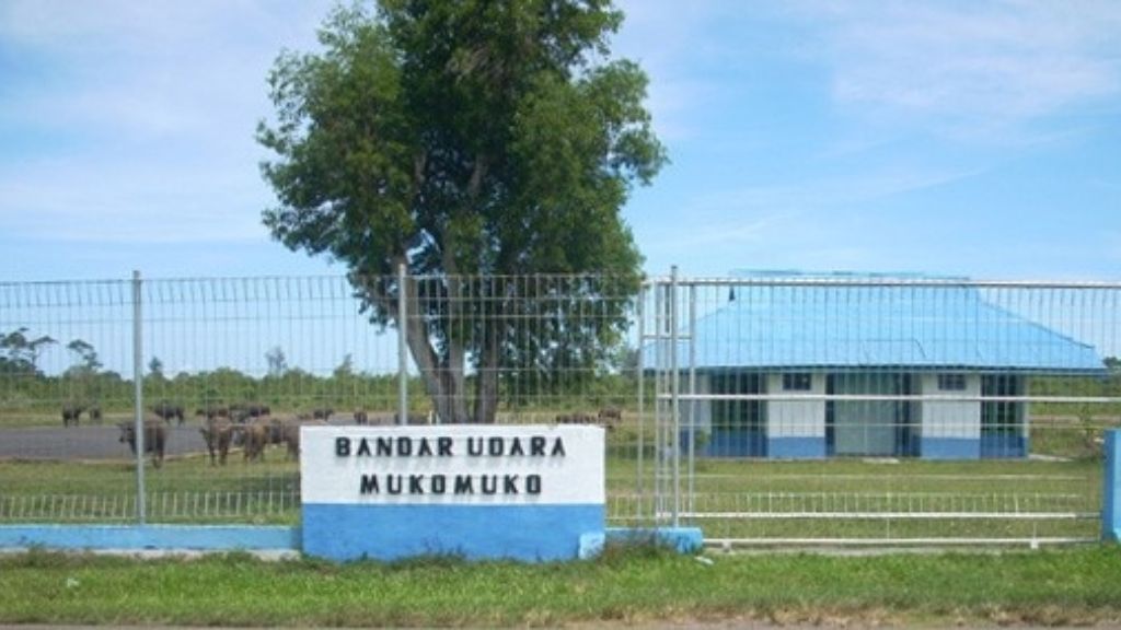 Muko Muko Airport