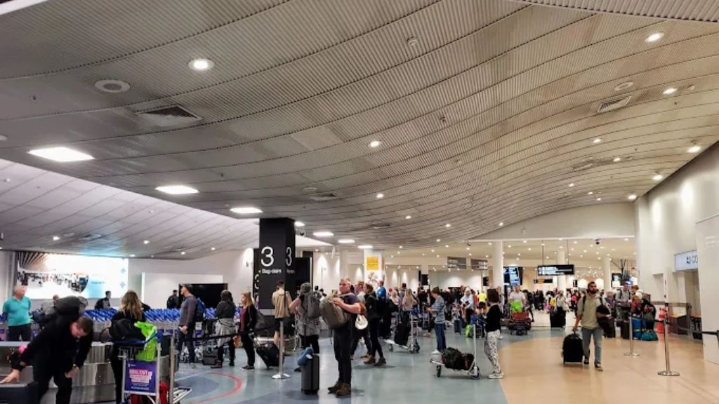 Air Canada AKL Terminal