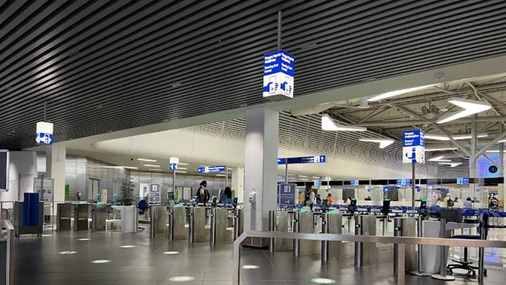 Air Canada ATH Terminal