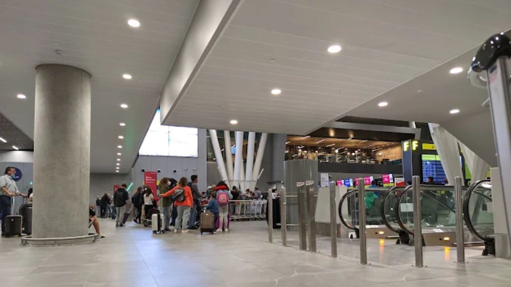 Air Canada SCL Terminal