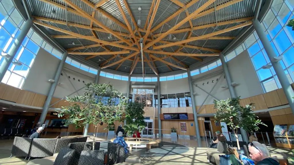 Air Canada YYJ Terminal