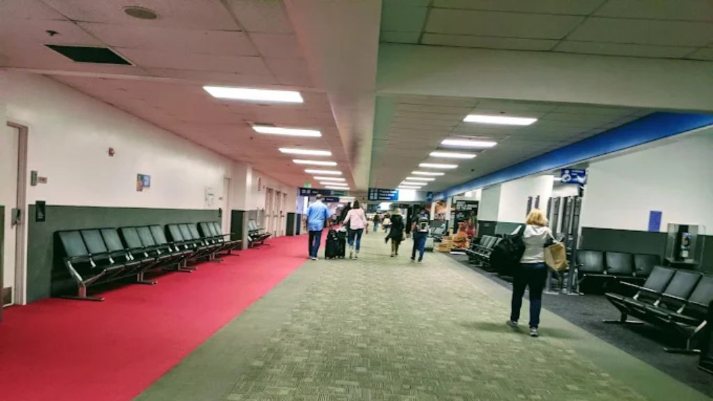 Frontier Airlines BUR Terminal – Hollywood Burbank Airport
