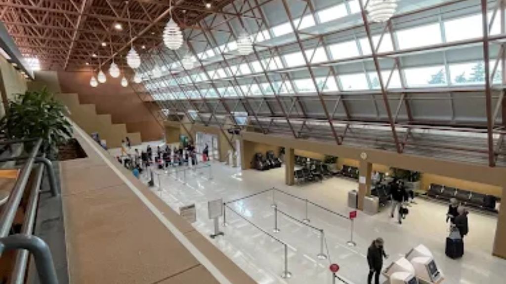 Frontier Airlines FAR Terminal – Hector International Airport