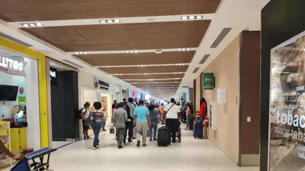 Frontier Airlines PUJ Terminal – Punta Cana International Airport