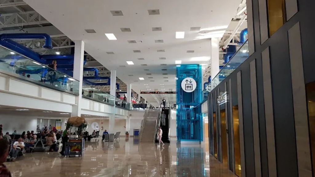 Frontier Airlines PVR Terminal – Licenciado Gustavo Díaz Ordaz Airport