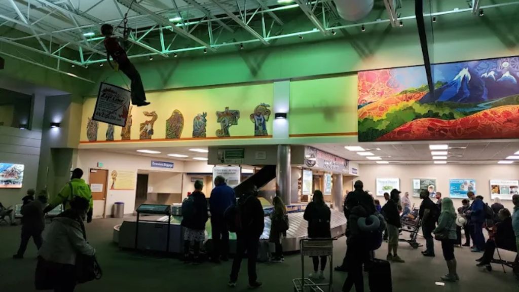 Alaska Airlines MFR Terminal
