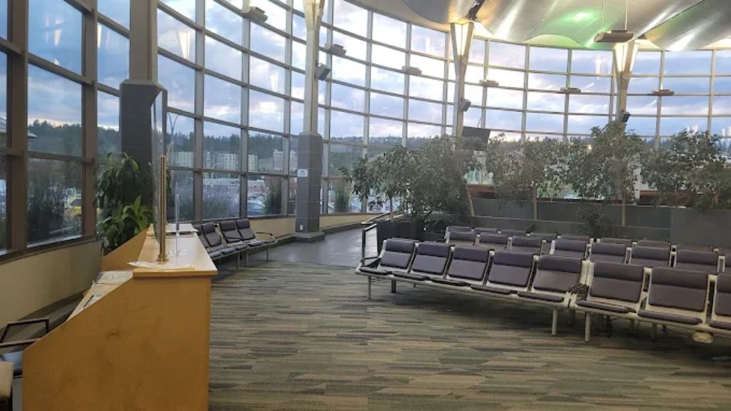 Alaska Airlines YLW Terminal