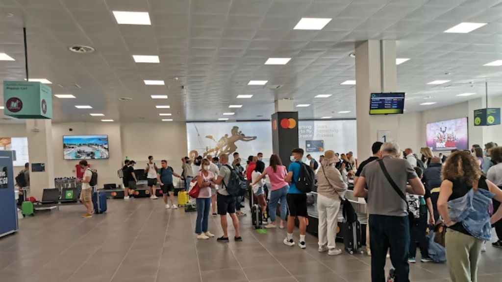 British Airways JMK Terminal