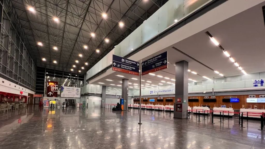 Viva Aerobus ACA Terminal