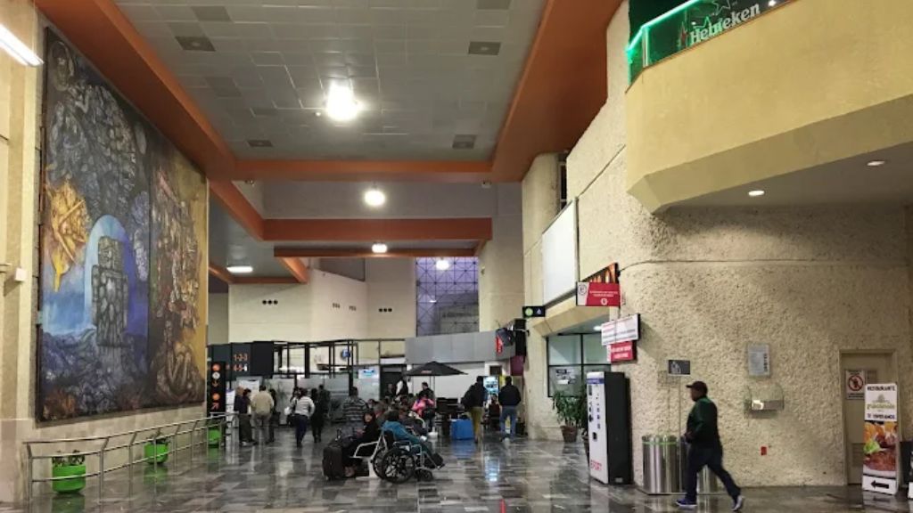 Viva Aerobus BJX Terminal