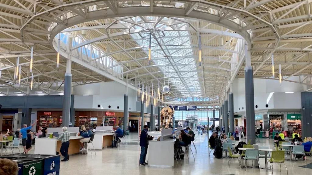 Viva Aerobus CVG Terminal