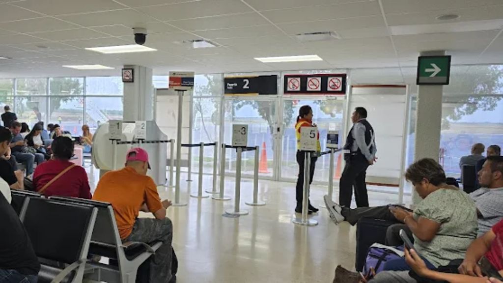 Viva Aerobus NLD Terminal