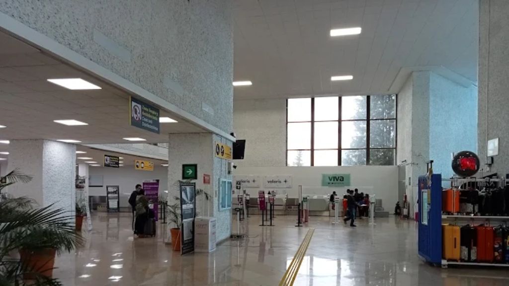 Viva Aerobus PBC Terminal