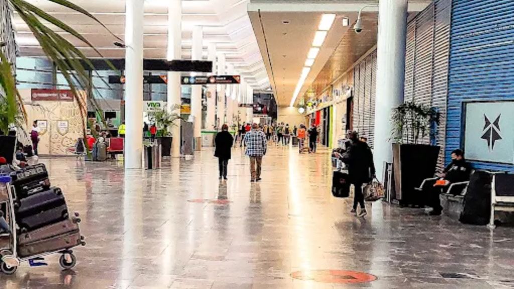 Viva Aerobus TIJ Terminal