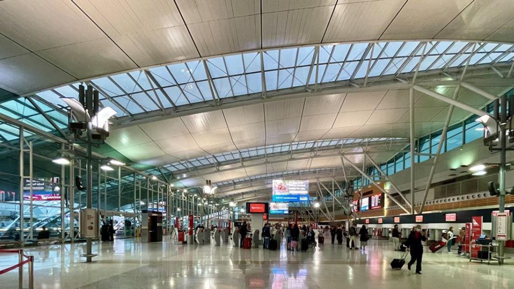 Malaysia Airlines SYD Terminal – Sydney Airport