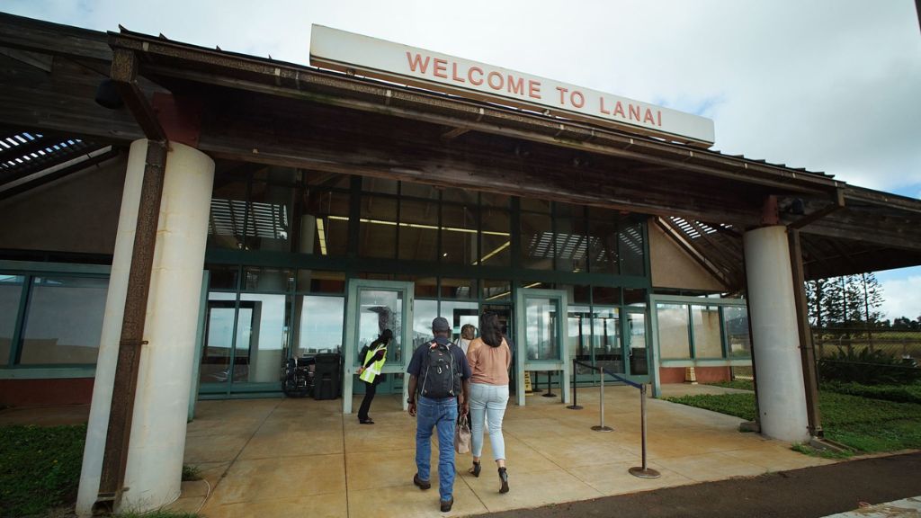 Mokulele Airlines LNY Terminal