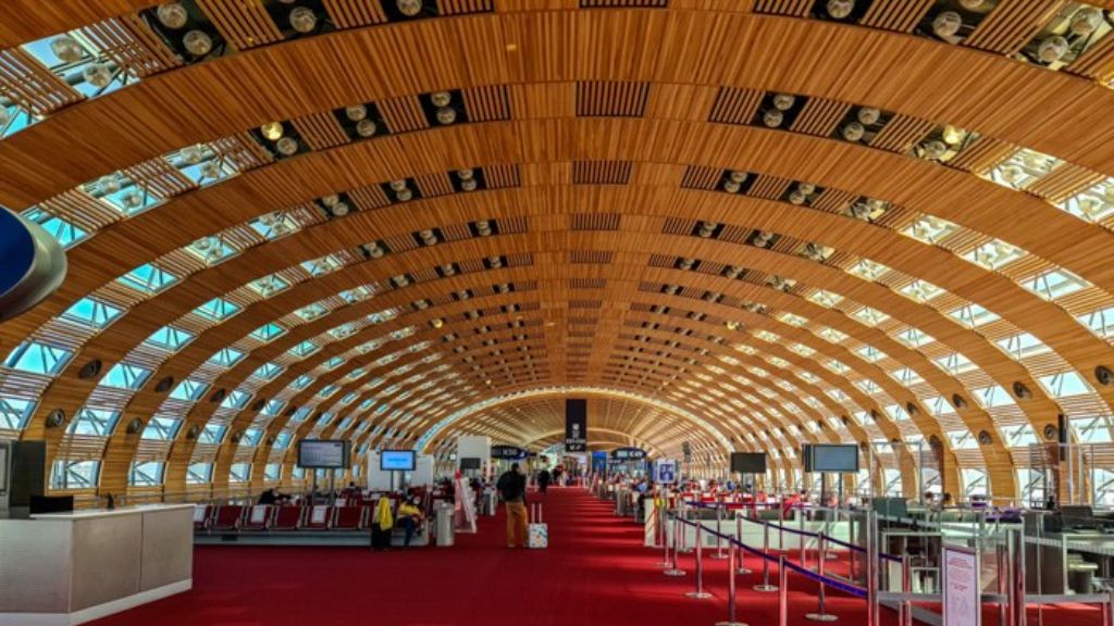 WestJet Airlines CDG Terminal – Paris Charles de Gaulle Airport