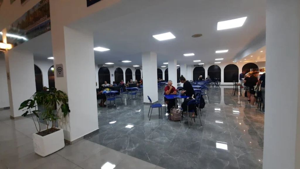 WestJet Airlines CYO Terminal – Vilo Acuna International Airport