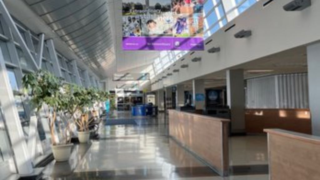 WestJet Airlines YXU Terminal – London International Airport