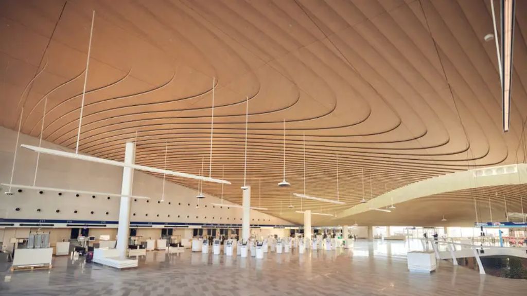 FinnAir HEL Terminal