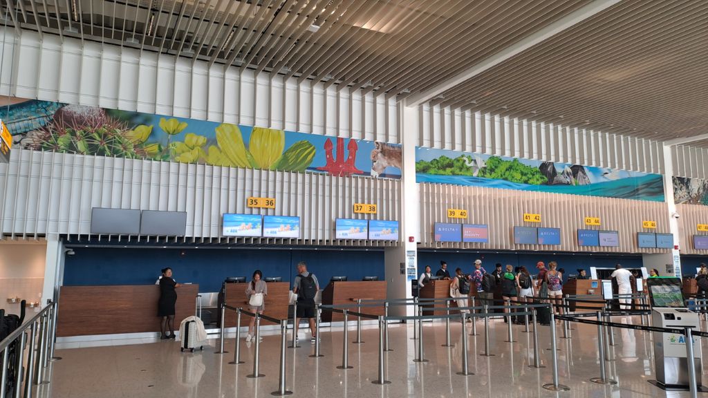 GOL Airlines AUA Terminal – Queen Beatrix International Airport