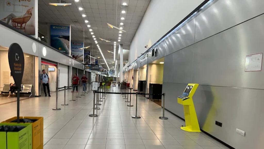 GOL Airlines ROS Terminal – Rosario – Islas Malvinas Airport