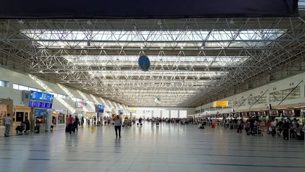 Helvetic Airways AYT Terminal – Antalya Airport