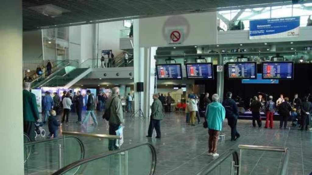 Helvetic Airways BSL Terminal – EuroAirport Basel Mulhouse Freiburg