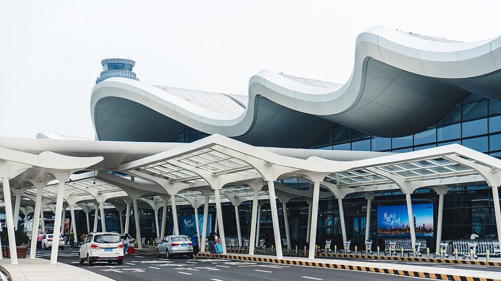 Hong Kong Airlines NKG Terminal