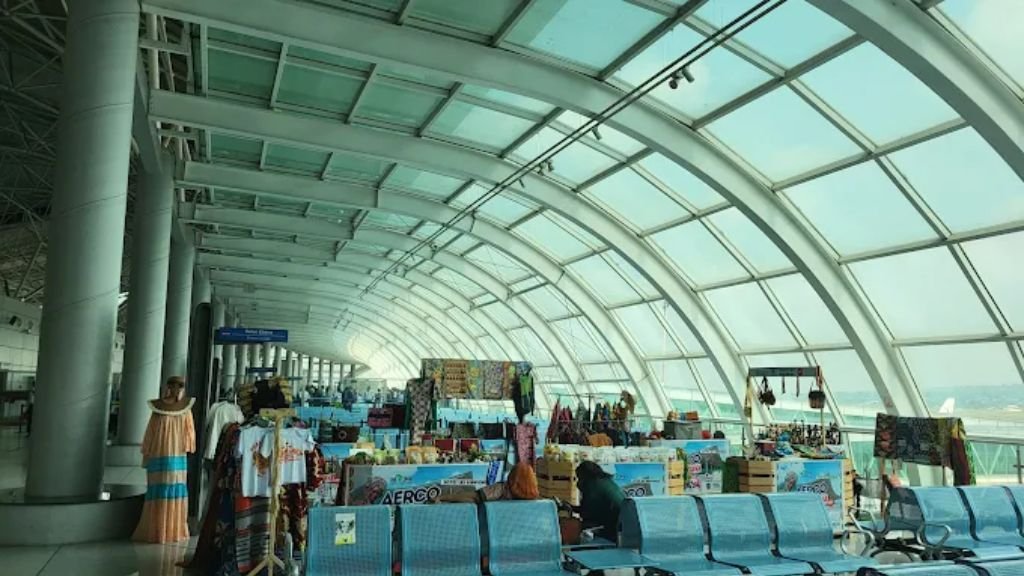 Mauritania Airlines BZV Terminal – Maya-Maya International Airport