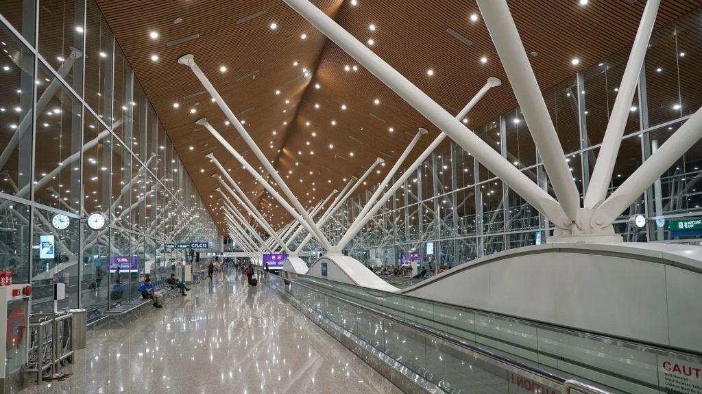Raya Airways KUL Terminal