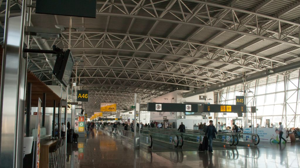 TAAG Angola Airlines BRU Terminal – Brussels Airport