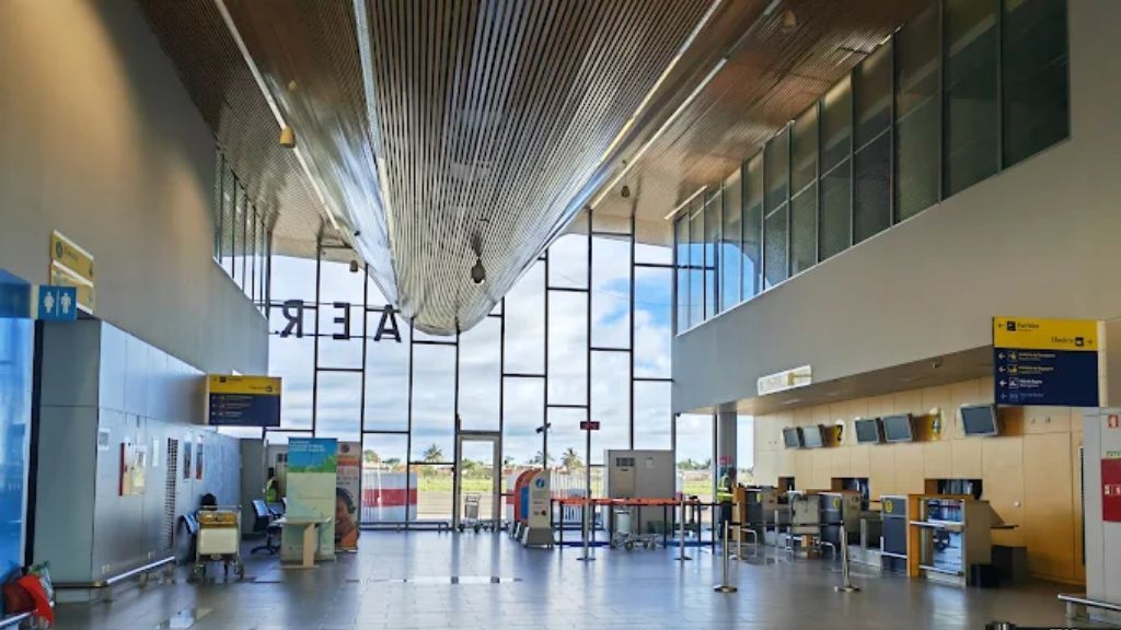 TAAG Angola Airlines SZA Terminal