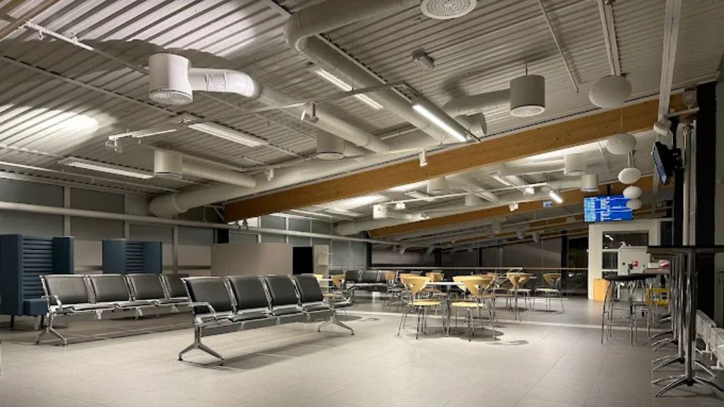 Widerøe Airlines BNN Terminal – Brønnøysund Airport